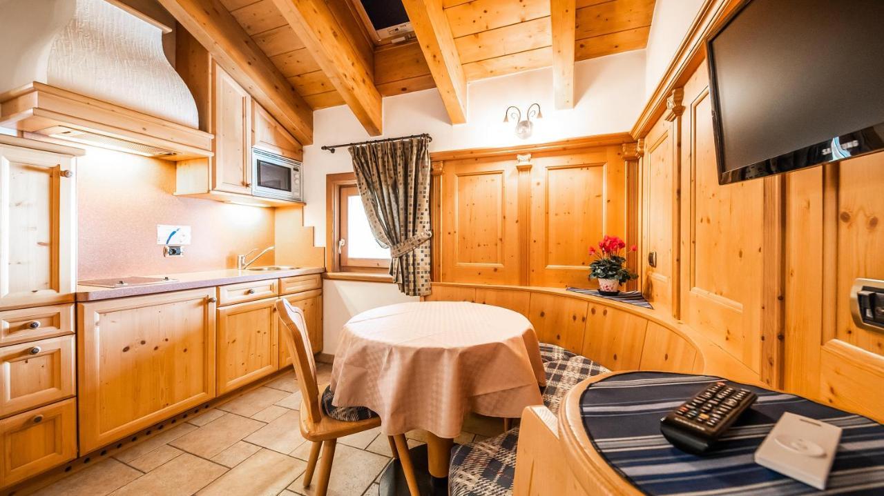 Chalet Mottolino Aparthotel Livigno Kültér fotó